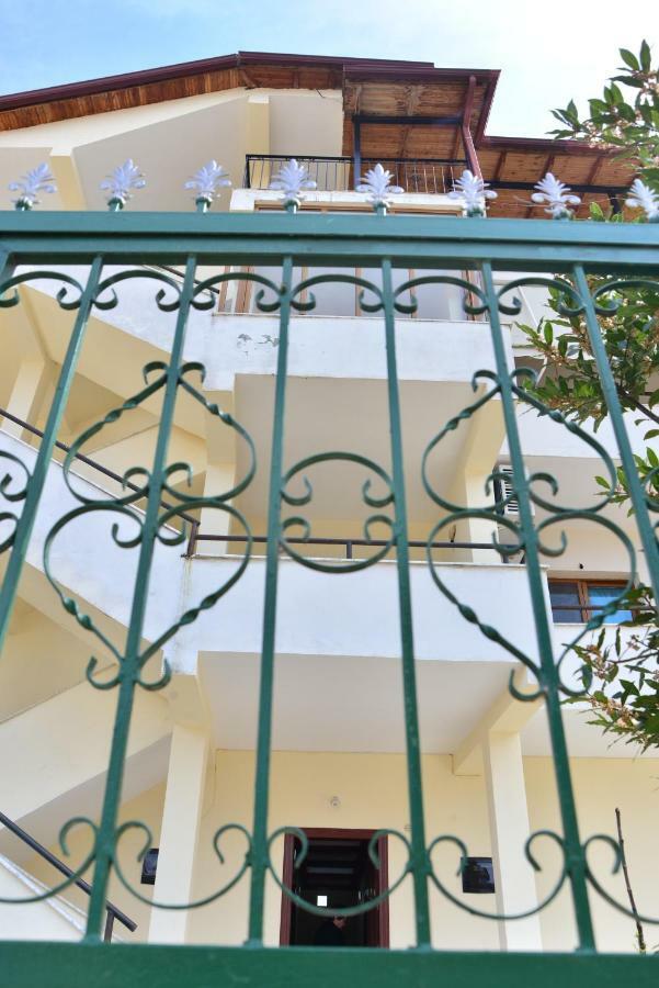 Hotel Villa Ago Përmet Exterior foto